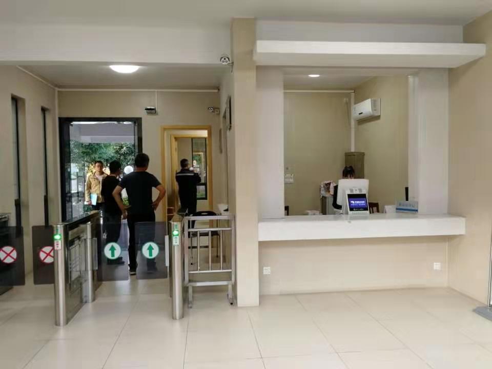 東莞供電局訪客機(jī)聯(lián)動閘機(jī)